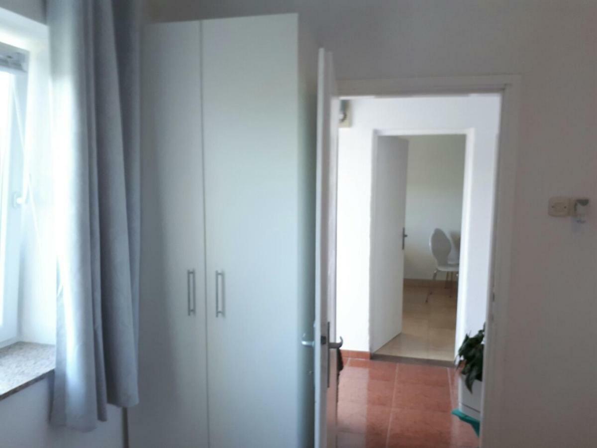 Apartman Andela Tisno Exterior photo